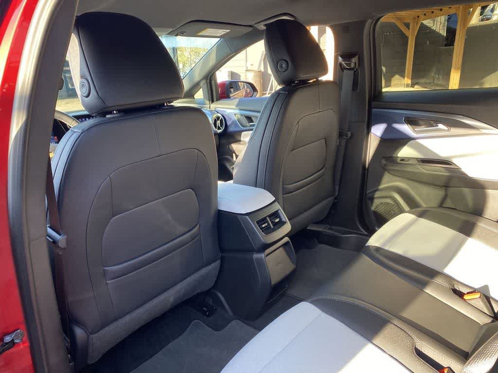 Used 2025 Chevrolet Equinox EV LT w/ Convenience Package FWD image 15