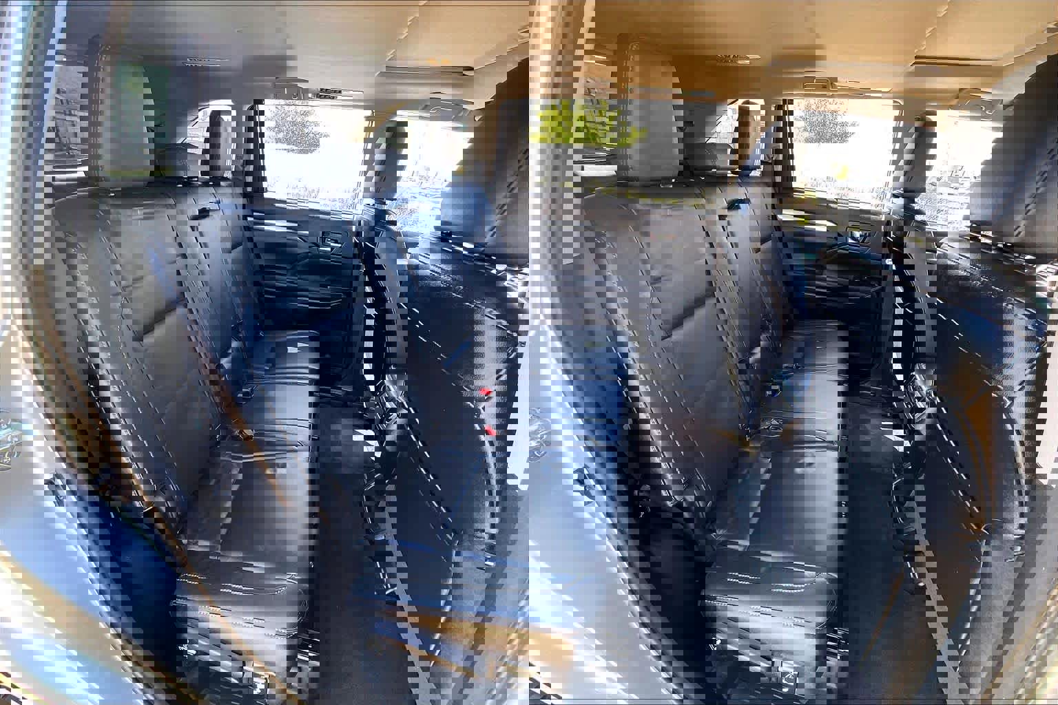 Used 2016 Toyota Highlander XLE image 19