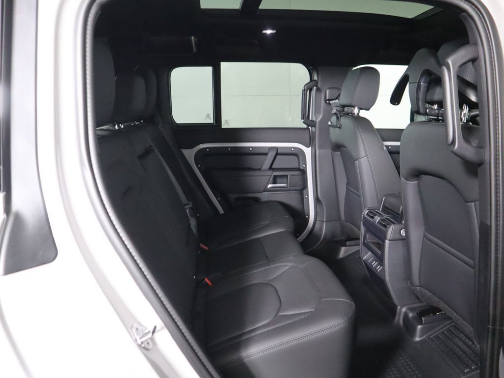 New 2026 Land Rover Defender 110 S image 24