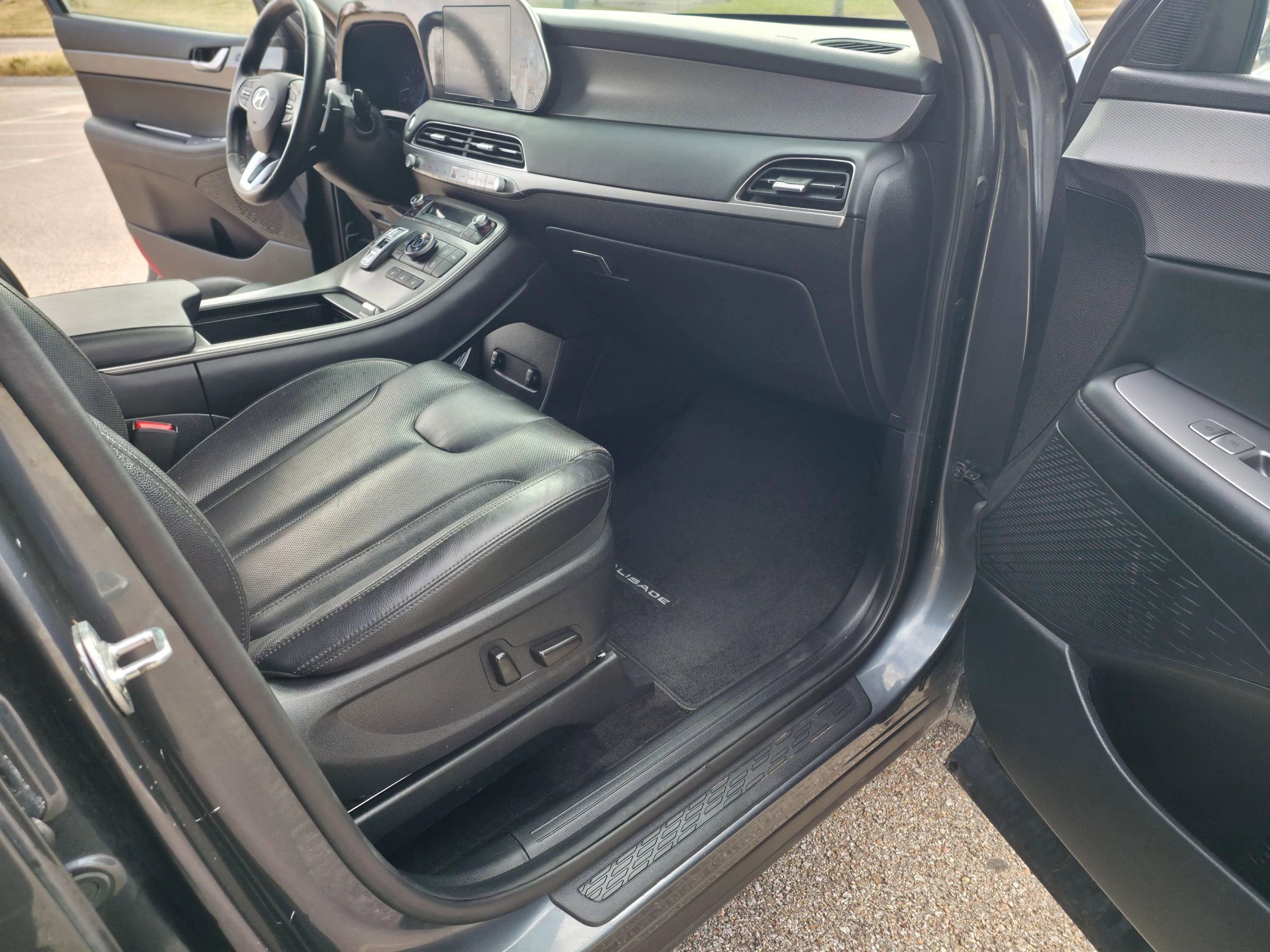 Used 2020 Hyundai Palisade SEL w/ Premium Package image 26