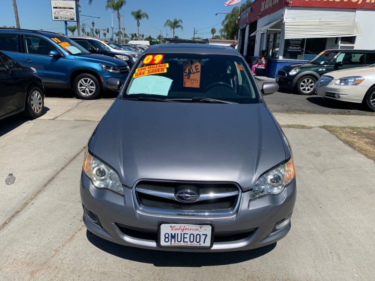 Used 2009 Subaru Legacy 2.5i Limited AWD/4WD image 3