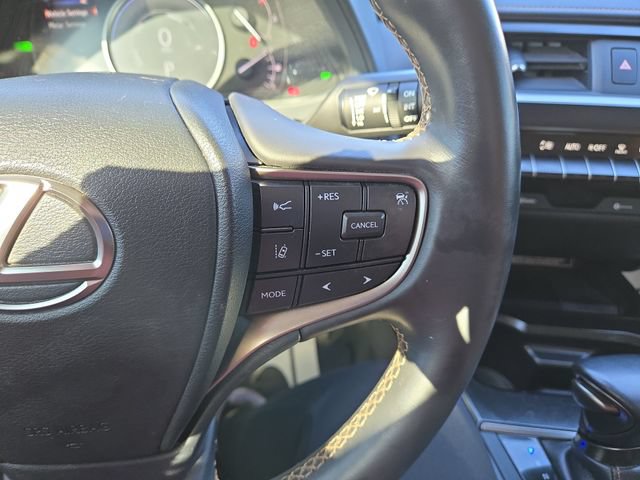 Used 2021 Lexus UX 250h AWD/4WD image 20