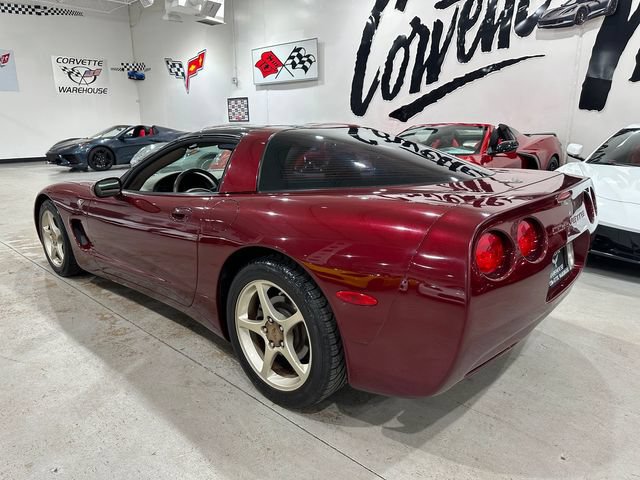 Used 2003 Chevrolet Corvette Coupe w/ Preferred Equipment Group RWD image 21