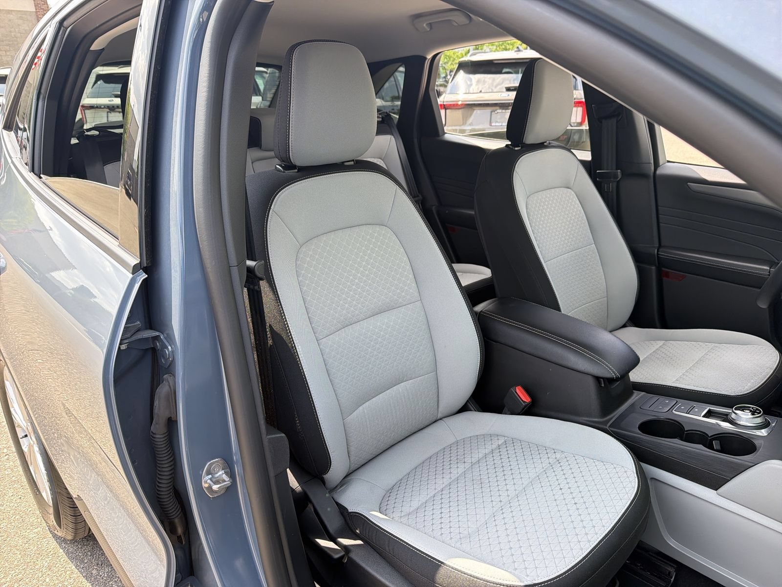 Used 2024 Ford Escape Active AWD/4WD image 21