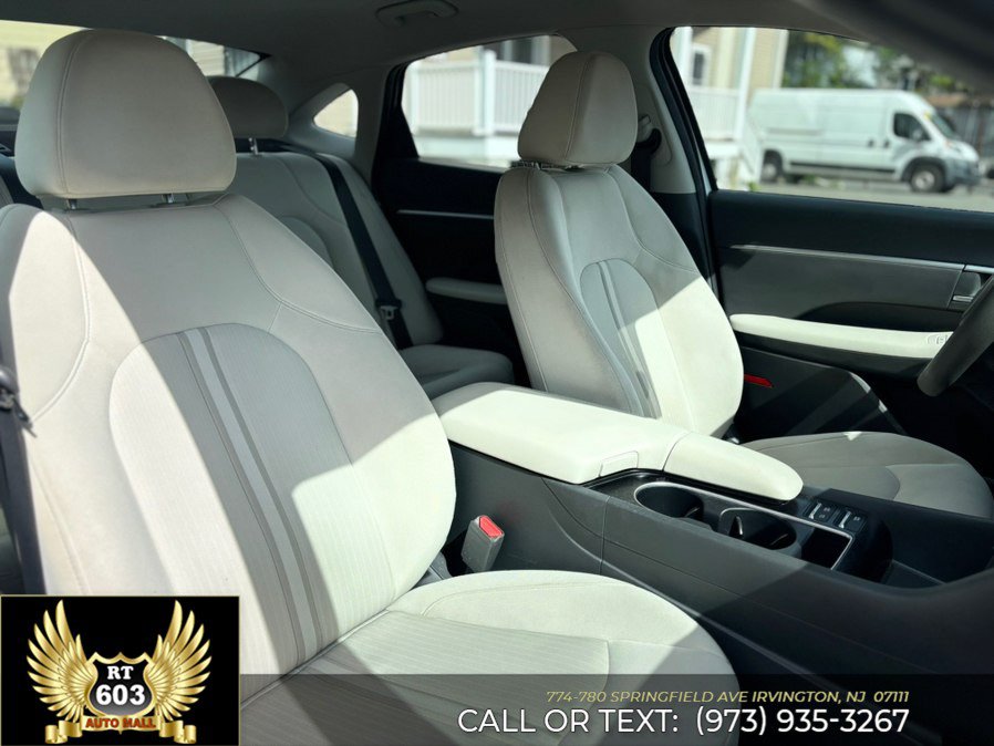 Used 2024 Hyundai Sonata SEL FWD image 15