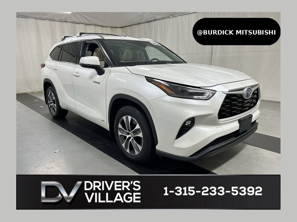 Used 2021 Toyota Highlander XLE