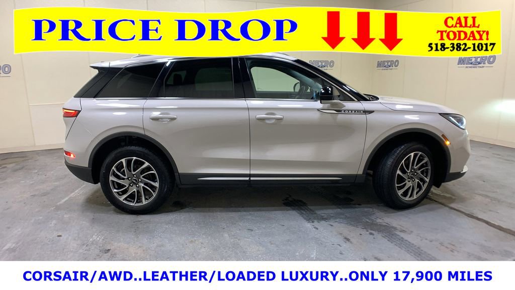 Used 2022 Lincoln Corsair AWD w/ Equipment Group 101A image 2