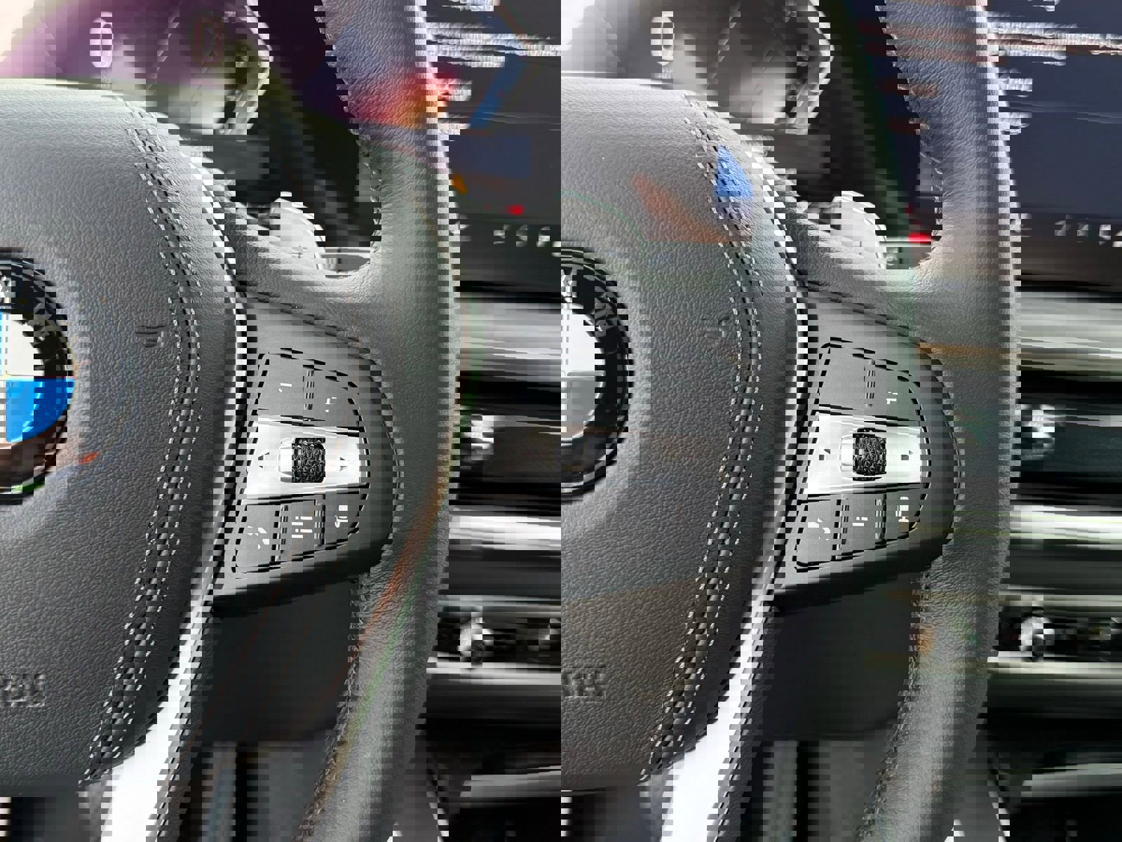 New 2026 BMW X5 sDrive40i image 25