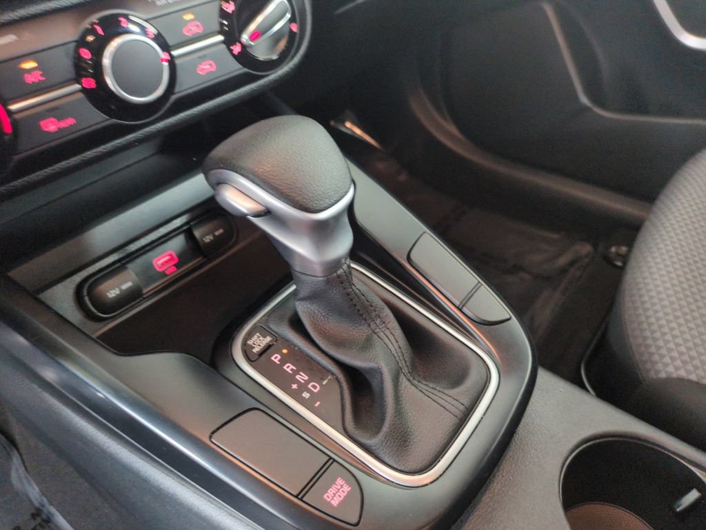 Used 2021 Kia Soul LX FWD image 22
