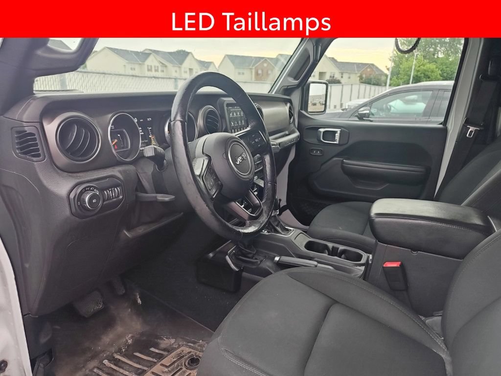 Used 2018 Jeep Wrangler Unlimited Sport S AWD/4WD image 9