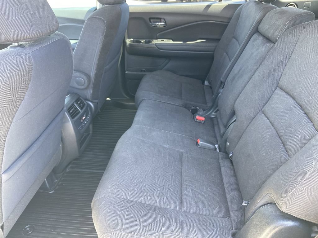 Used 2019 Honda Pilot EX image 18