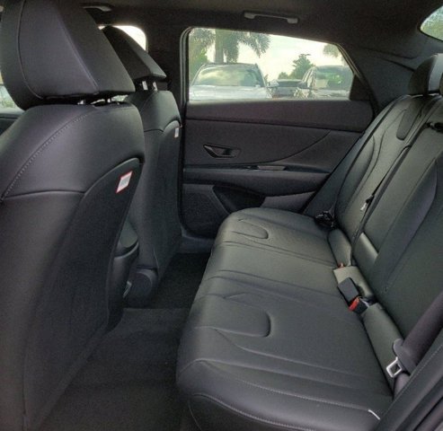 New 2026 Hyundai Elantra SEL Sport FWD image 7