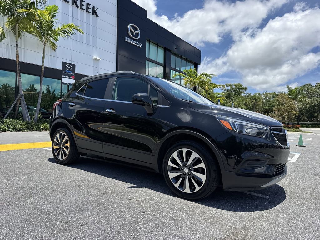 Used 2021 Buick Encore Preferred w/ Safety Package FWD image 22