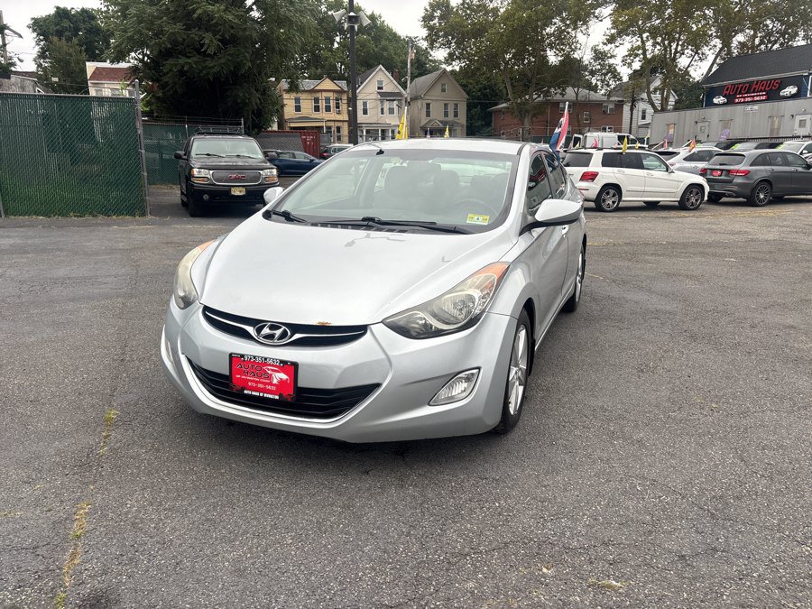 Used 2013 Hyundai Elantra GLS w/ Preferred Pkg FWD image 2