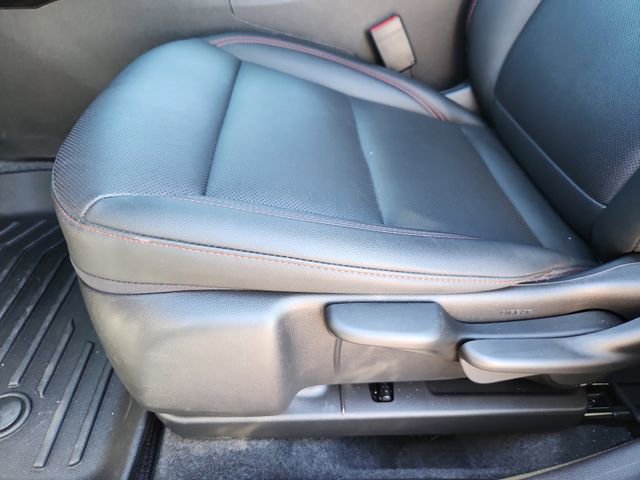 Used 2025 Chevrolet Trax RS w/ Driver Confidence Package FWD image 13