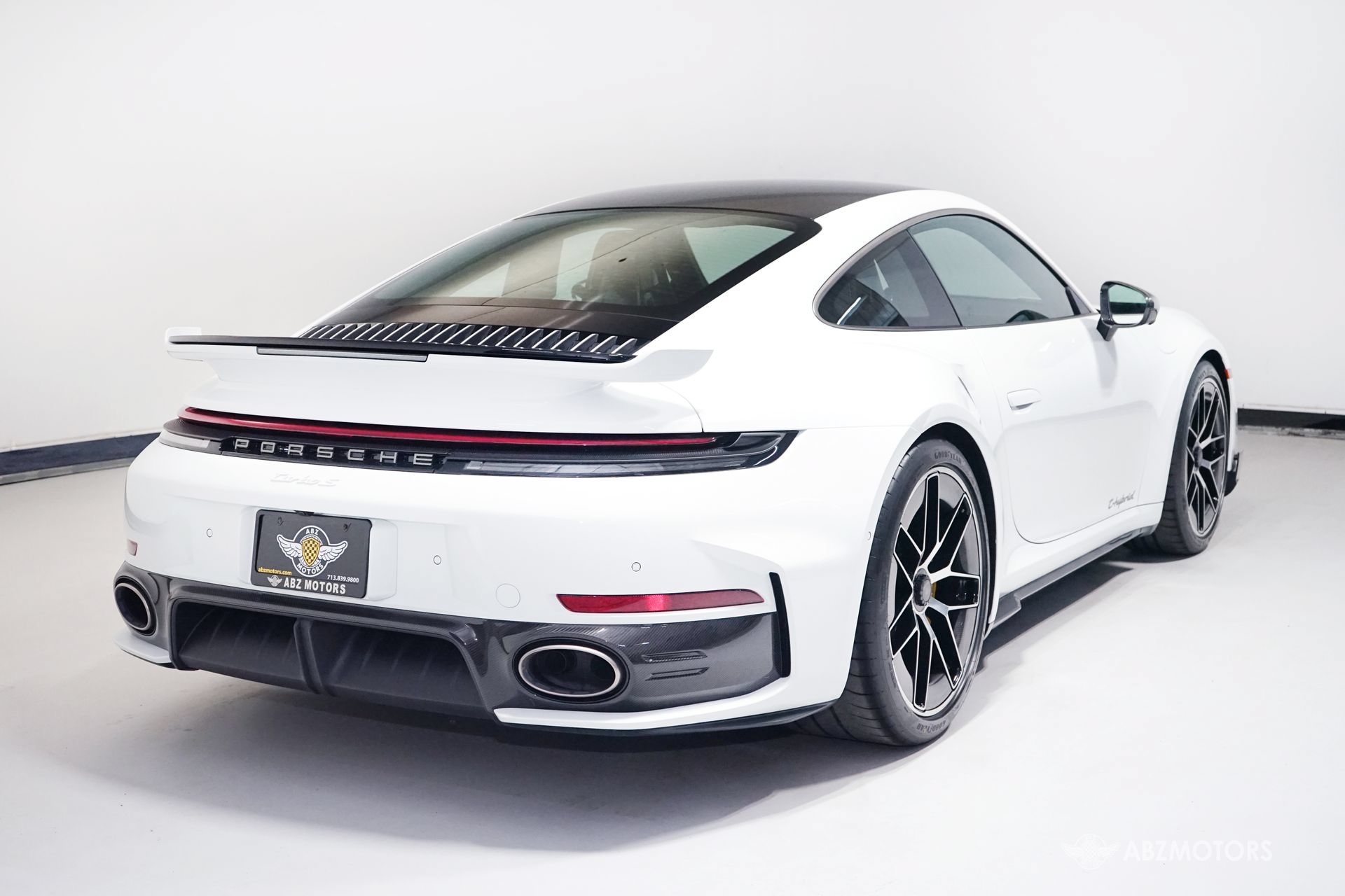 Used 2026 Porsche 911 Turbo S AWD/4WD image 5