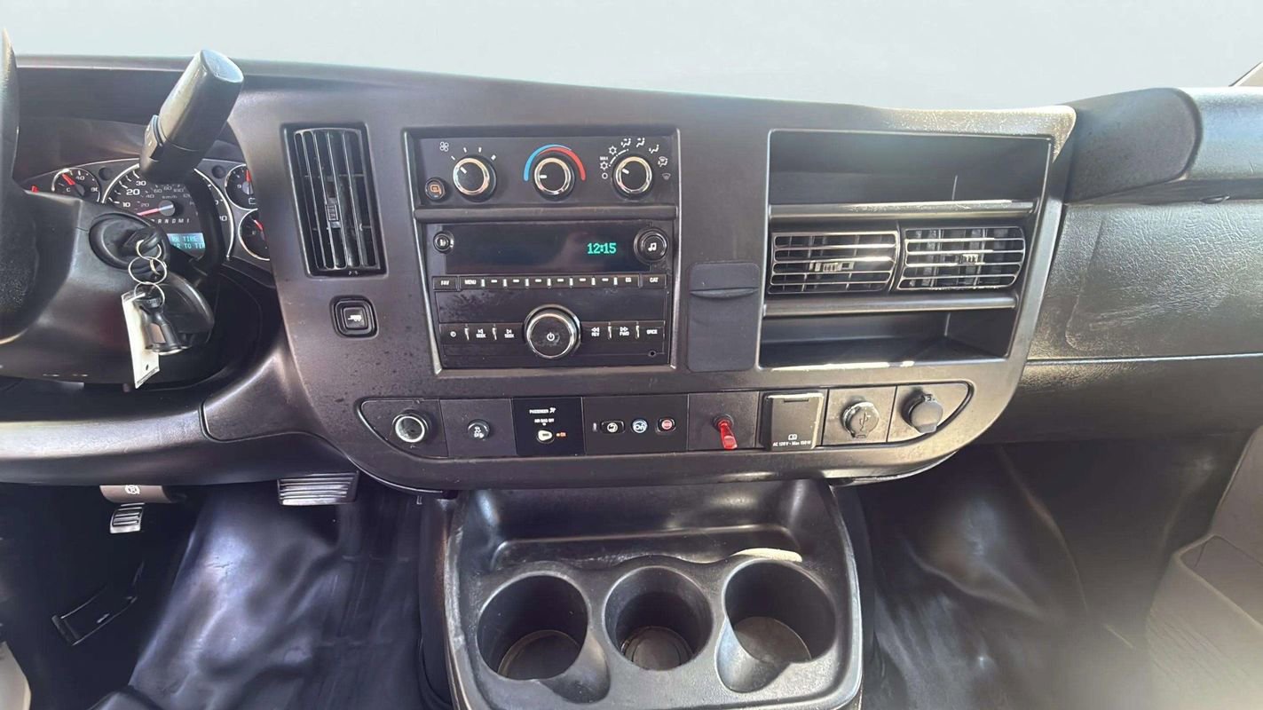 Used 2019 Chevrolet Express 3500 LS w/ Chrome Appearance Package RWD image 11