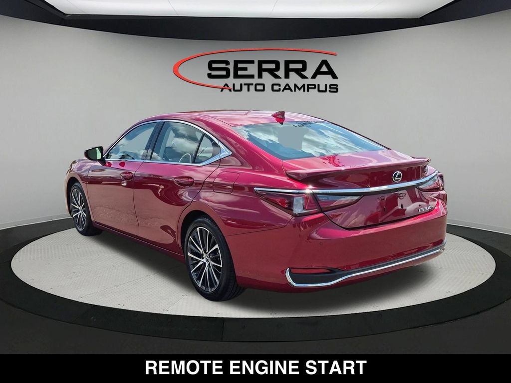 Used 2025 Lexus ES 300h w/ Premium Package FWD image 12