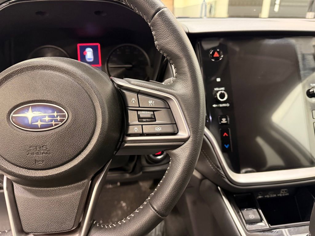 Used 2025 Subaru Outback Premium image 14