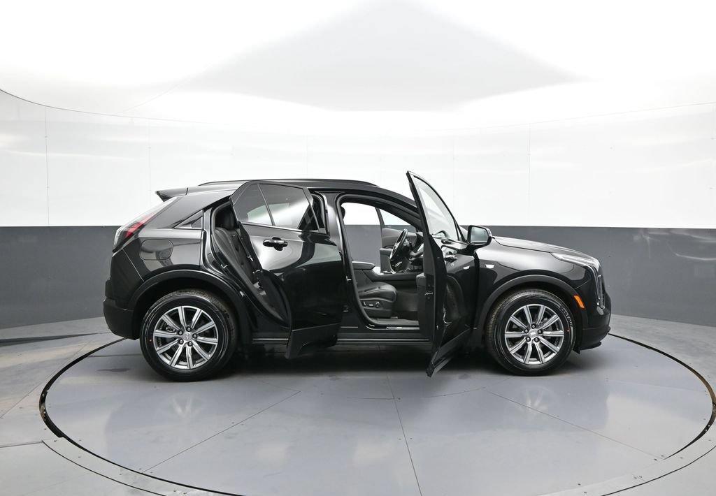 Used 2023 Cadillac XT4 Sport w/ Technology Package AWD/4WD image 43