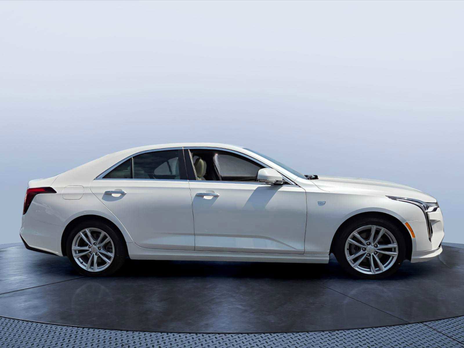 Used 2023 Cadillac CT4 Luxury w/ Sun And Sound Package RWD image 6
