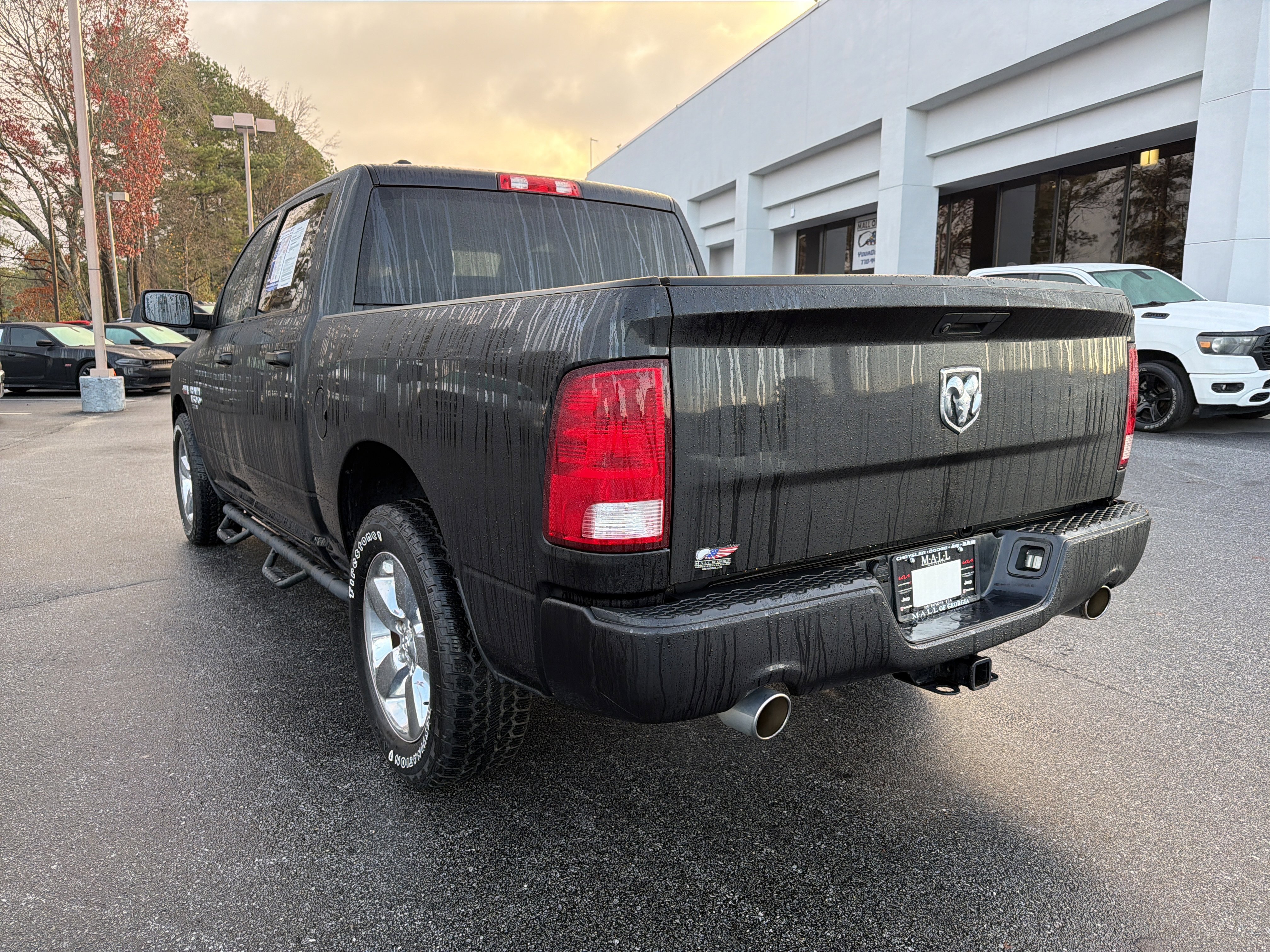 Used 2019 RAM 1500 Express w/ Express Value Package image 8