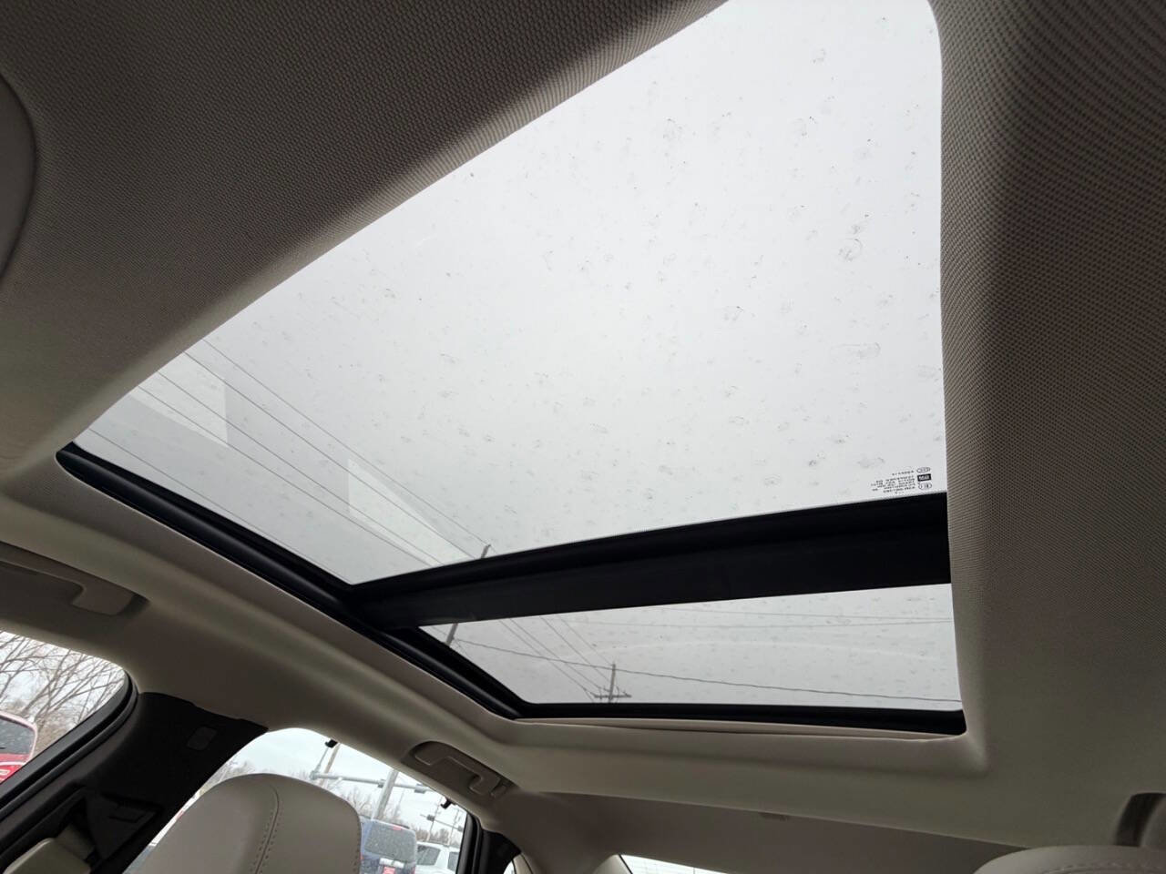 Used 2013 Cadillac XTS Premium image 24