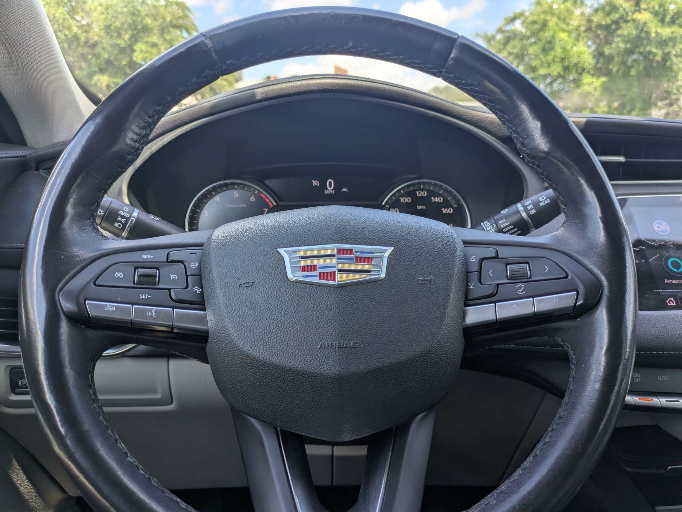 Certified 2023 Cadillac XT4 Luxury w/ Cold Weather Package AWD/4WD image 19