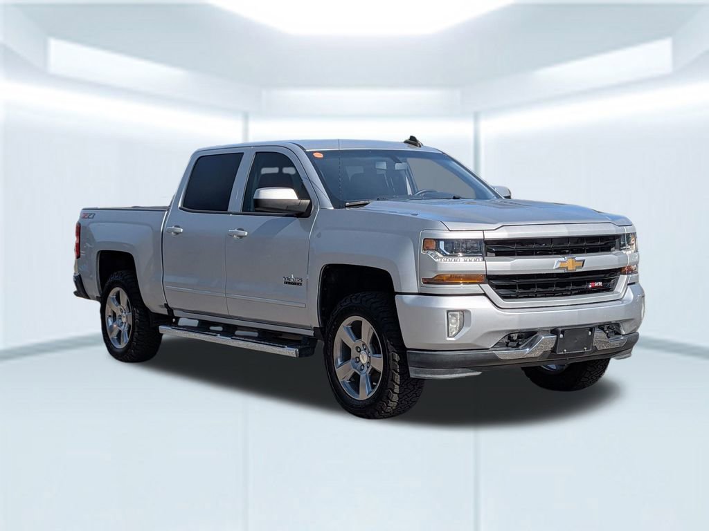Used 2018 Chevrolet Silverado 1500 LT w/ Texas Edition image 8