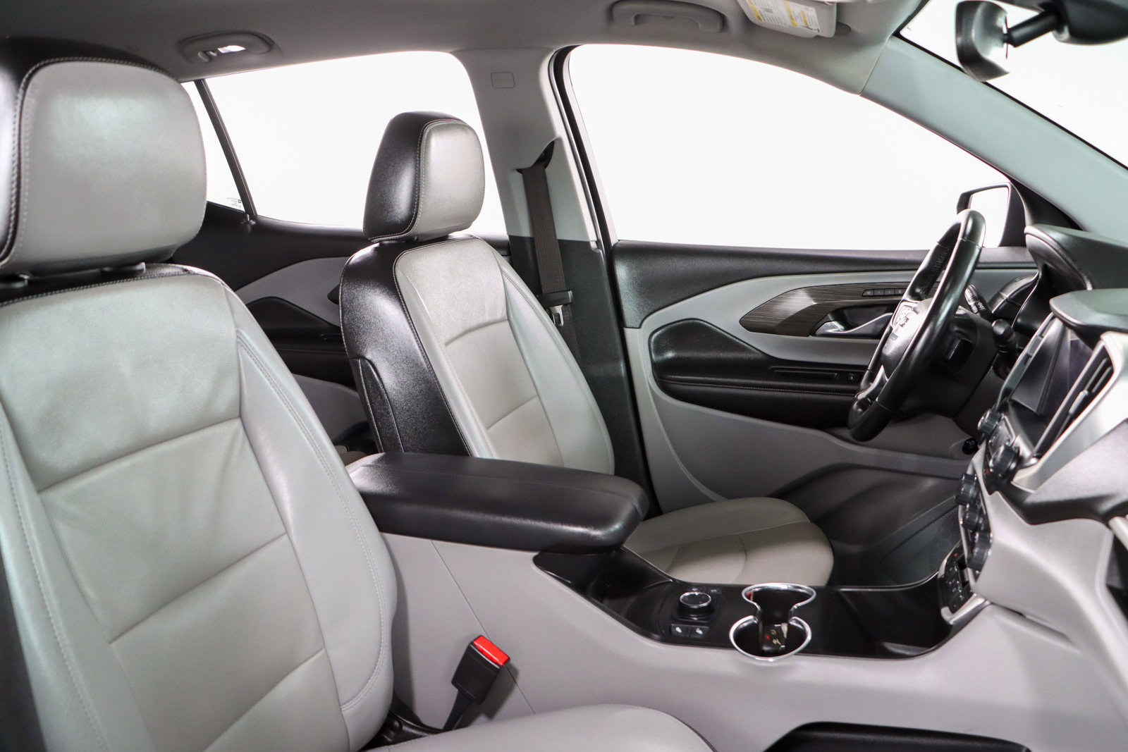 Used 2023 GMC Terrain SLT image 26