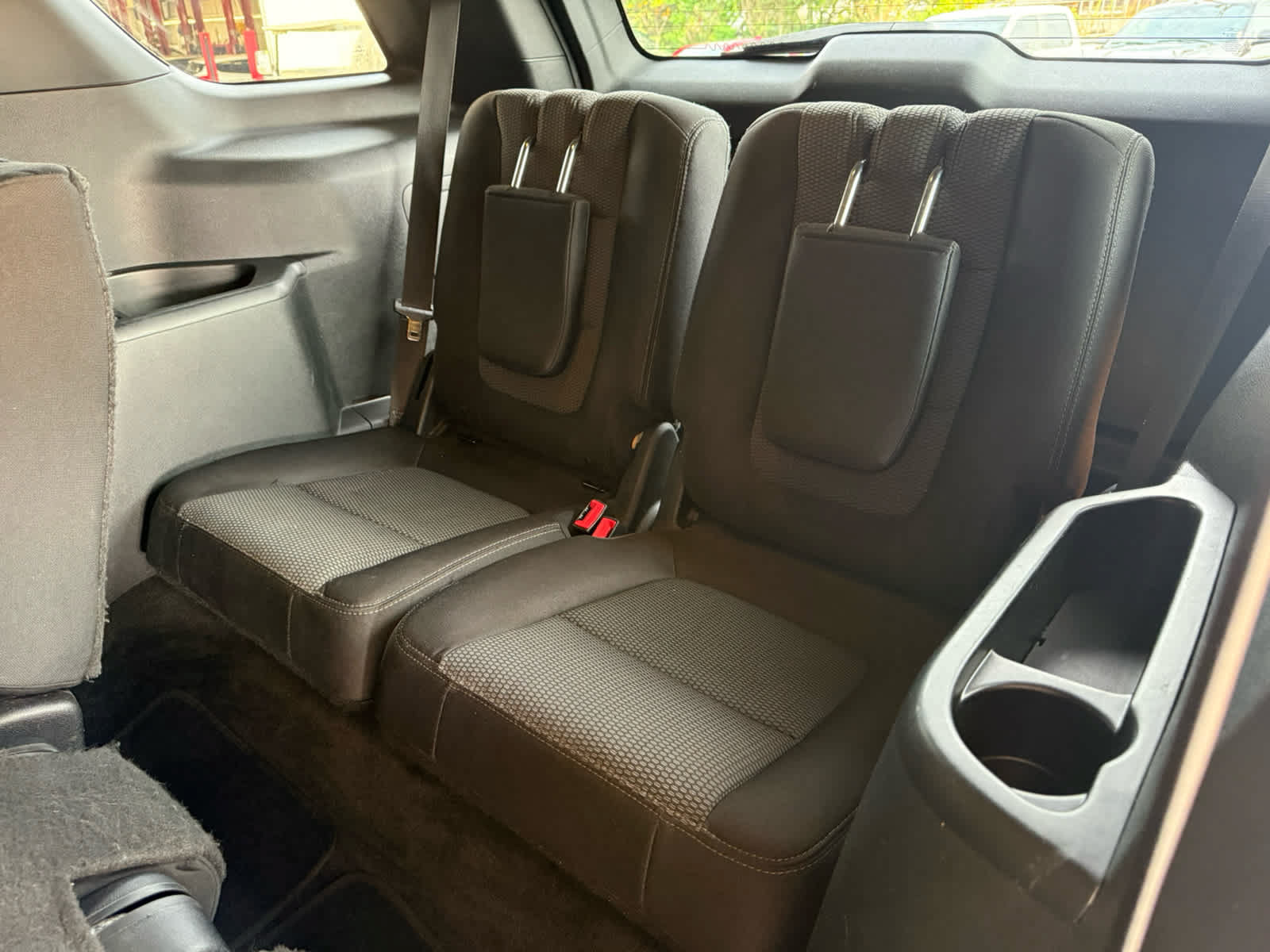Used 2017 Ford Explorer XLT AWD/4WD image 6