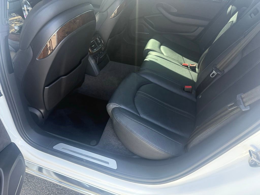 Used 2015 Audi A8 L 3.0T image 11