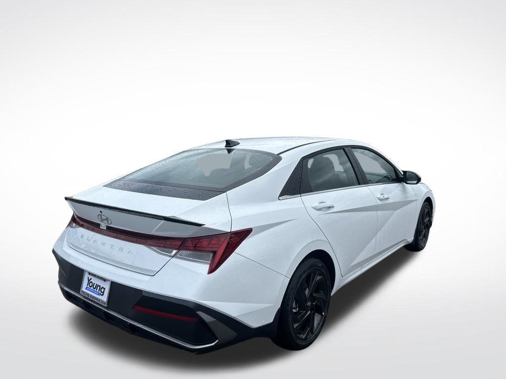 New 2026 Hyundai Elantra SEL Sport Premium image 6