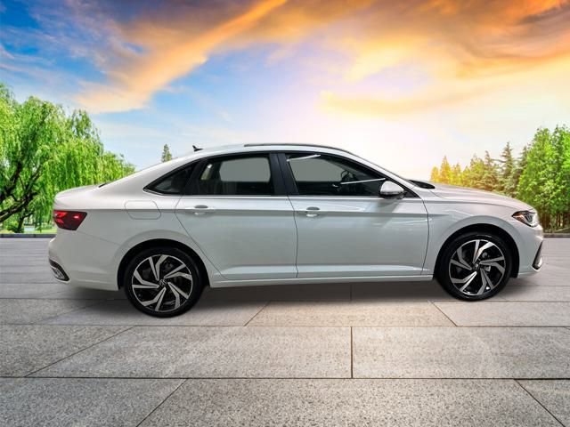 New 2026 Volkswagen Jetta SEL image 3