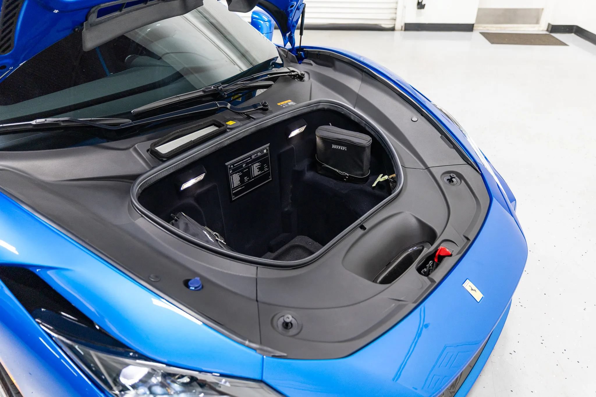 Used 2020 Ferrari F8 Tributo RWD image 53