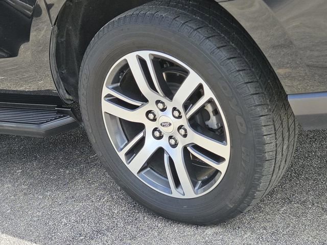 Used 2024 Ford Expedition Max Limited RWD image 11