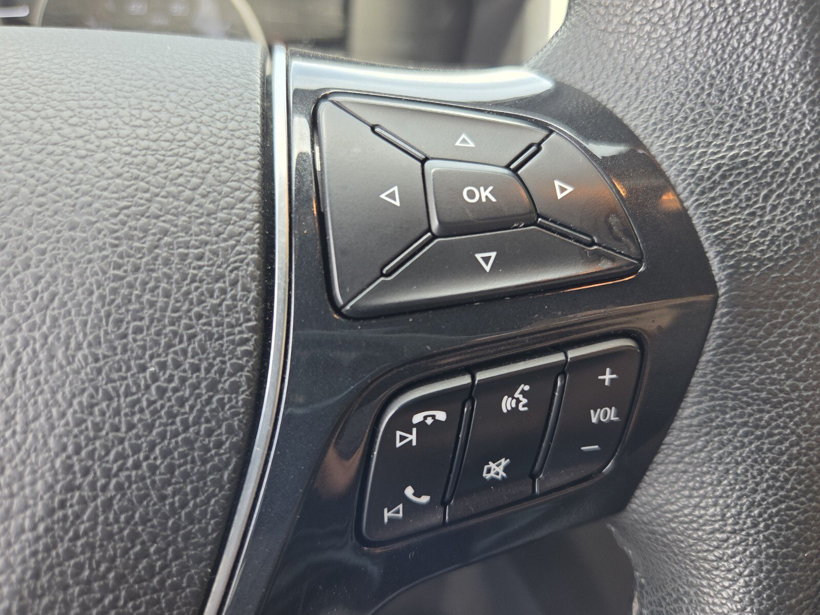 Used 2018 Ford Explorer Limited FWD image 21