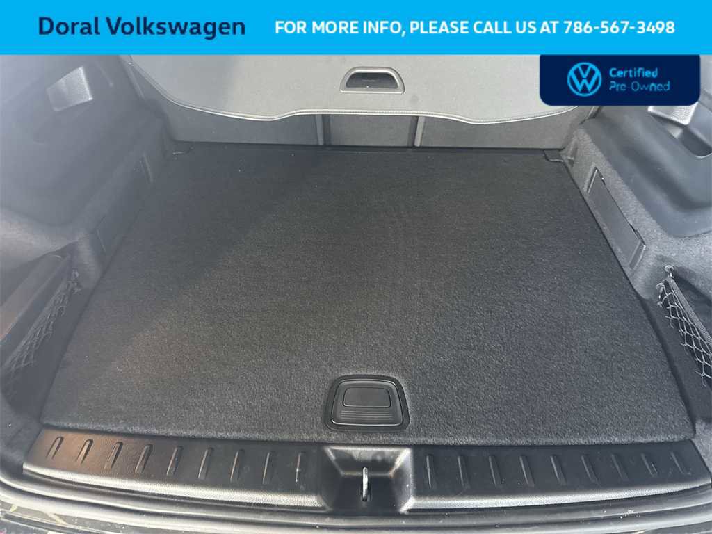 Used 2024 Mercedes-Benz GLB 250 image 25