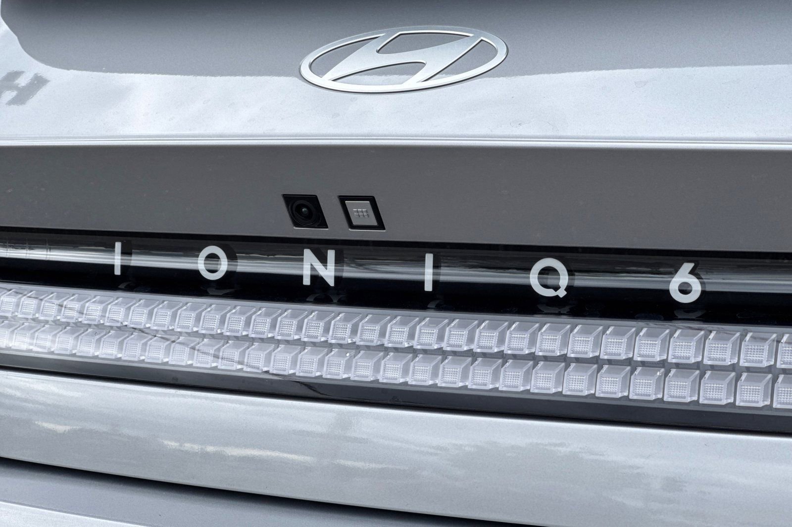 Used 2024 Hyundai Ioniq 6 SEL RWD image 33