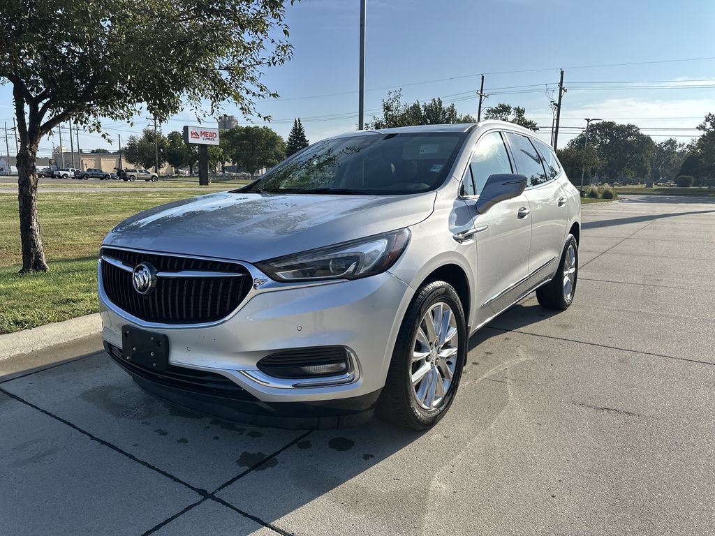 Used 2019 Buick Enclave Premium AWD/4WD image 16