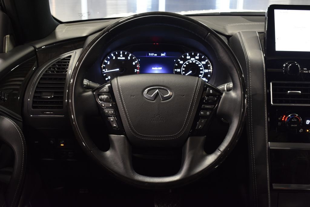 Used 2024 INFINITI QX80 Sensory image 17