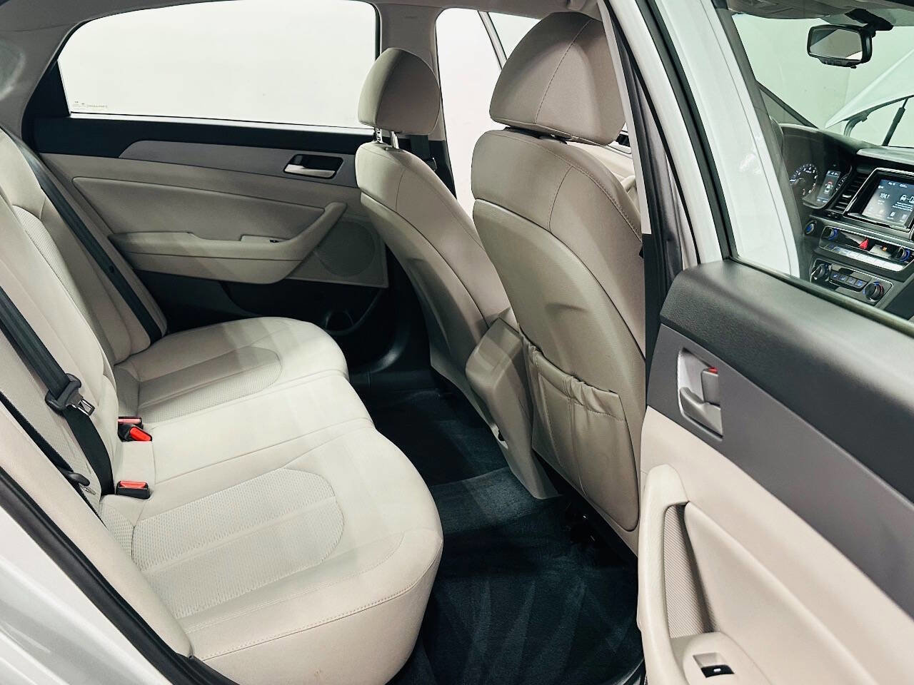 Used 2018 Hyundai Sonata SEL FWD image 24