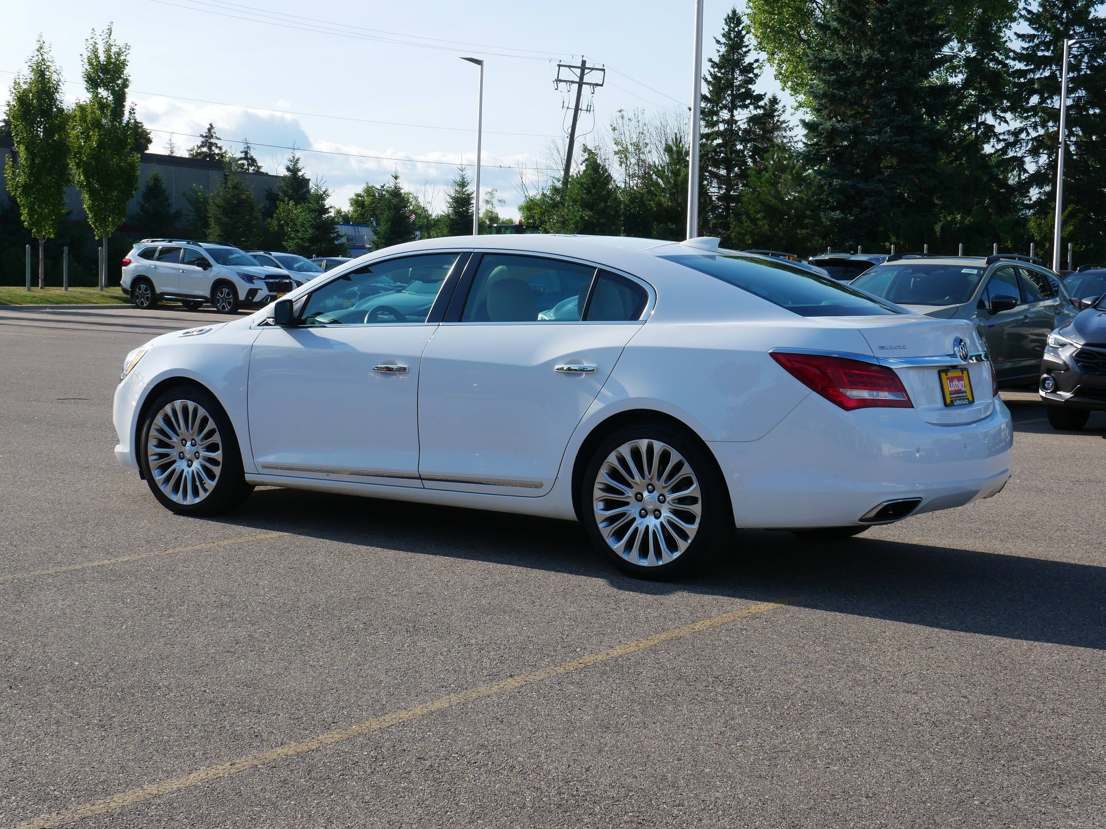 Used 2015 Buick LaCrosse Premium w/ Driver Confidence Package #1 FWD image 5