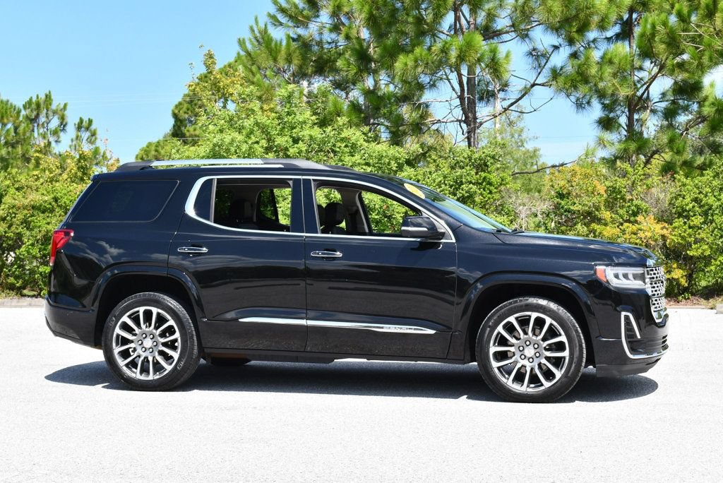Used 2021 GMC Acadia Denali w/ Denali Technology Package FWD image 37