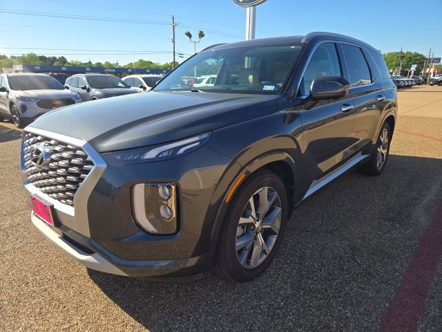 Used 2021 Hyundai Palisade Limited w/ Winter Package image 3