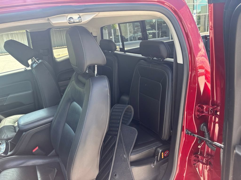 Used 2018 Chevrolet Colorado Z71 AWD/4WD image 16