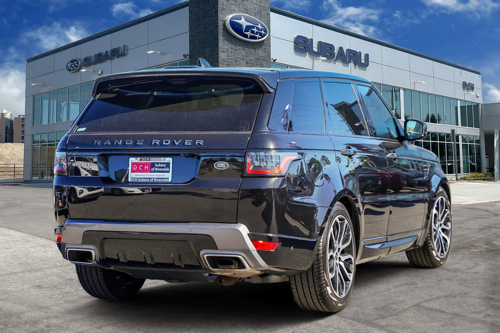 Used 2022 Land Rover Range Rover Sport HSE Silver Edition image 4