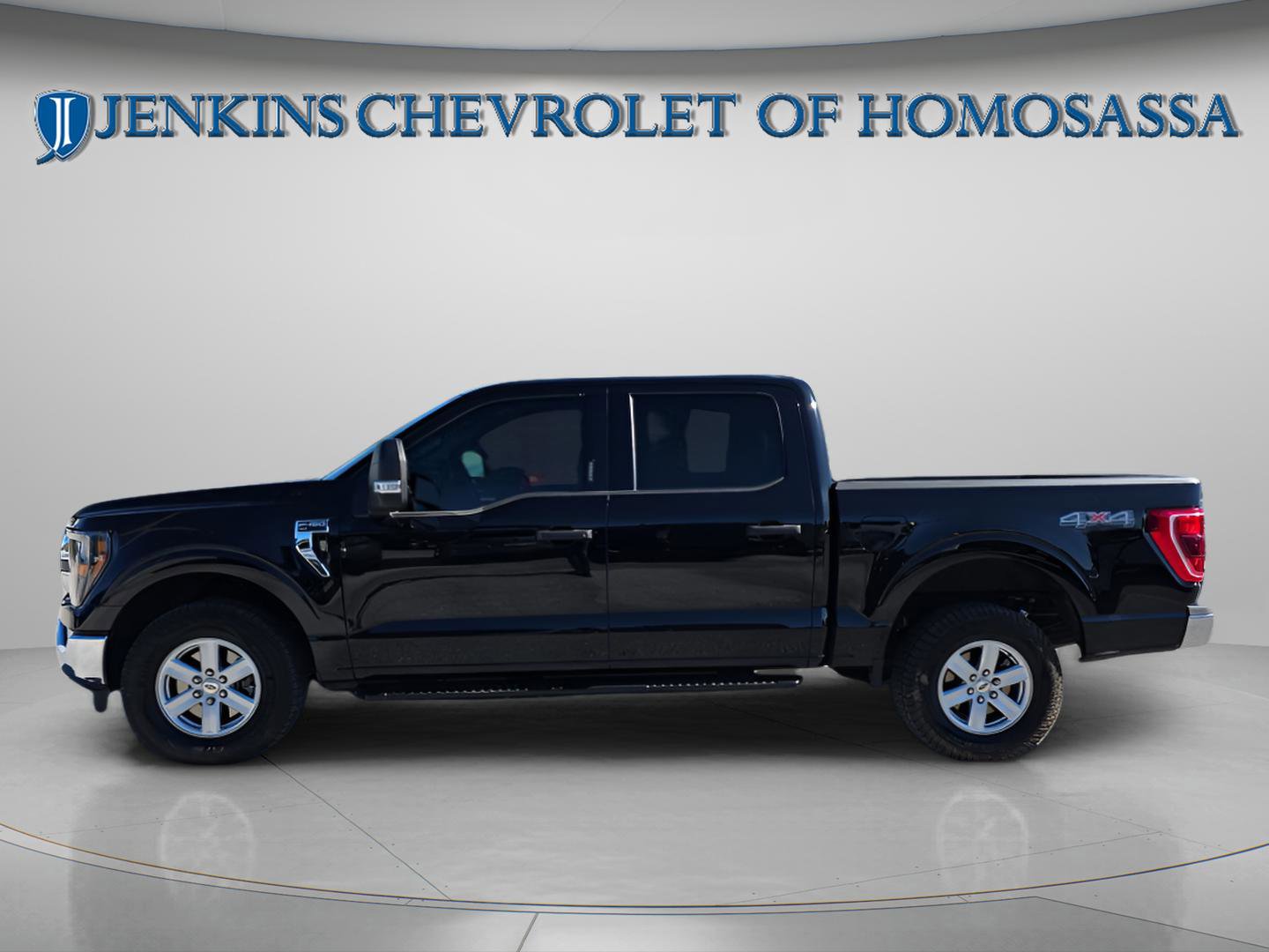 Used 2023 Ford F150 XLT w/ Equipment Group 301A Mid AWD/4WD image 4