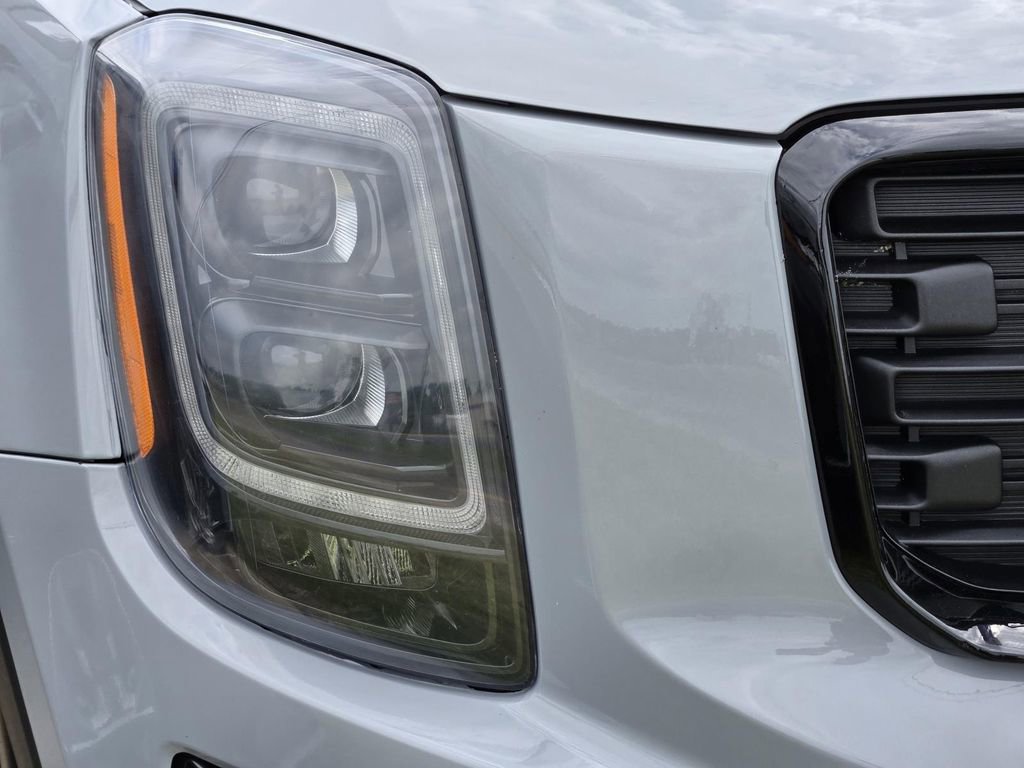 Used 2022 Kia Telluride SX w/ SX Prestige Package AWD/4WD image 6