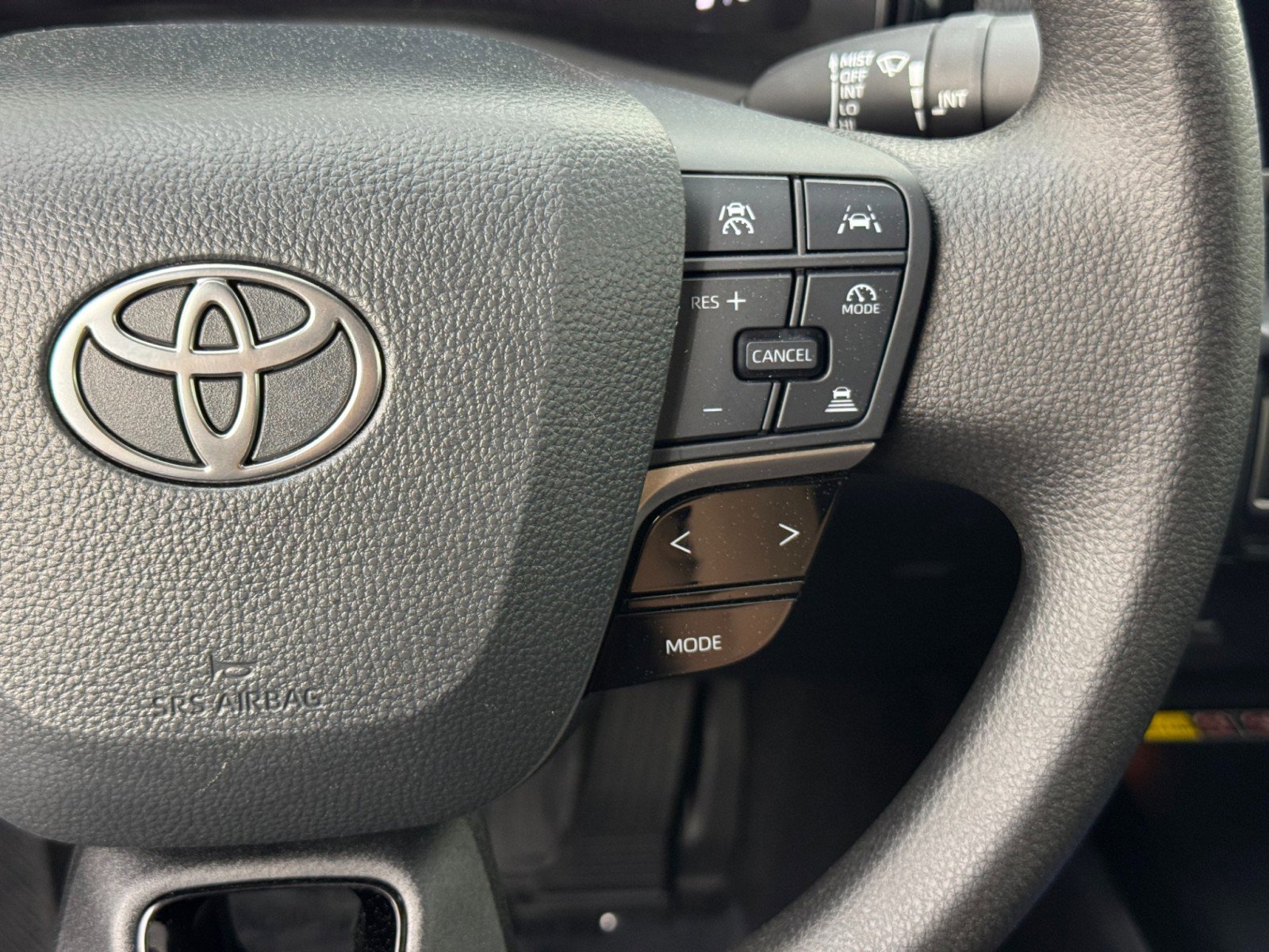 Used 2025 Toyota Camry LE image 20
